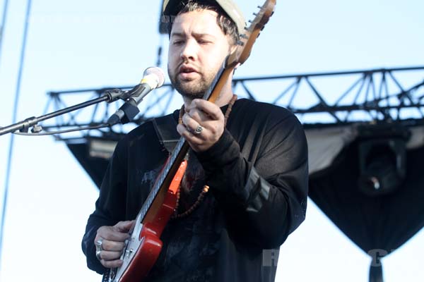 UNKNOWN MORTAL ORCHESTRA - 2015-05-31 - NIMES - Grande Scene Flamingo - 